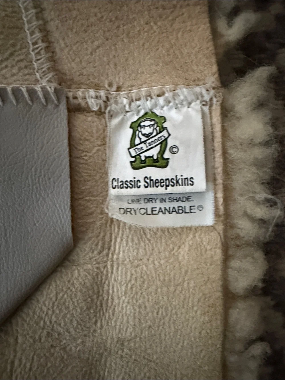 Plush Cream Sheepskin Chair Pad with Secure Tie Straps